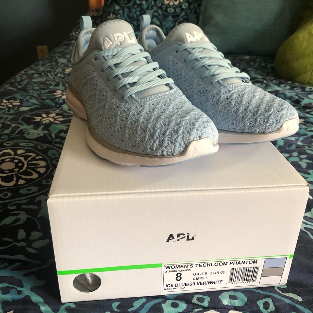 NIB APL Women’s TechLoom Phantom Shoe, Size 8